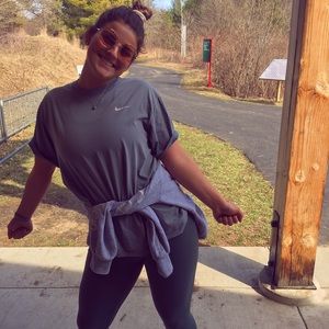 Meet your Posher, Noelle